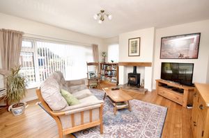 Lounge- click for photo gallery